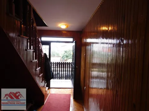 Prodaja, kuća, 250m², Grošnica, Kragujevac - image 37