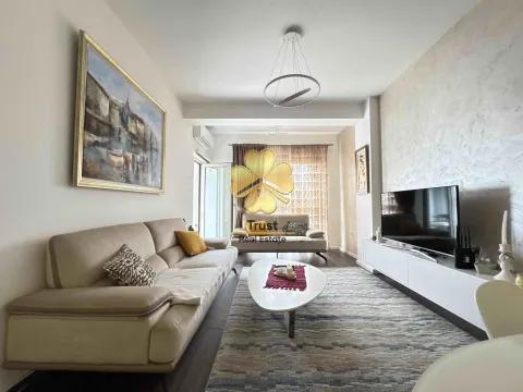 Izdavanje, dvosoban stan, 70m², Momišići, Podgorica - image 2