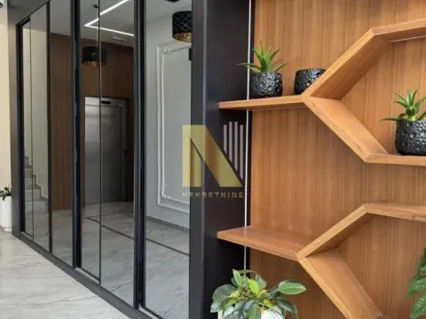 Izdavanje, dvosoban stan, 40m², Centar, Novi Sad - image 10