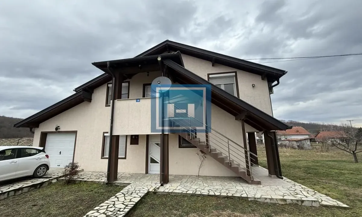 Prodaja, kuća, 214m², Glavinci, Jagodina