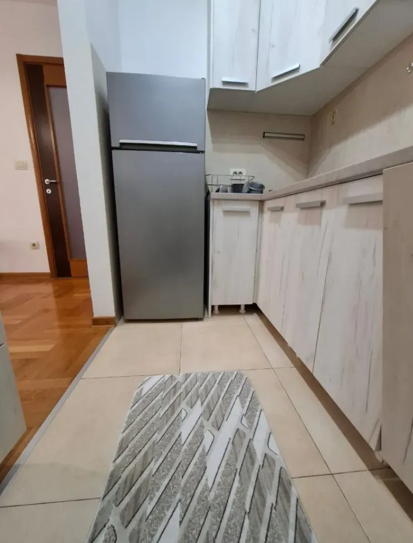 Rent, one bedroom apartment, 50m², Stari Aerodrom, Podgorica