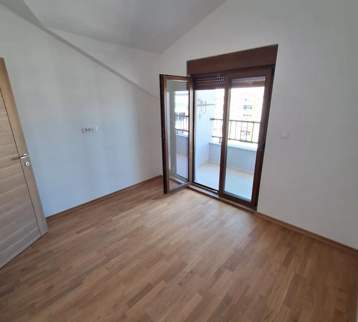 Sale, one bedroom apartment, 41m², Stari Aerodrom, Podgorica