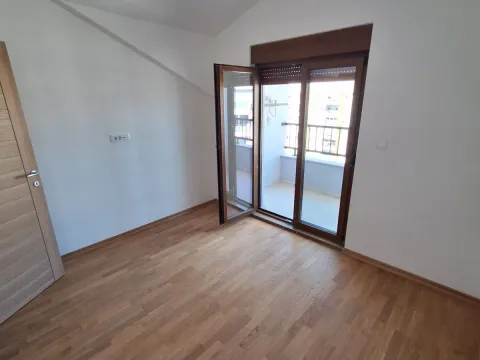 Sale, one bedroom apartment, 41m², Stari Aerodrom, Podgorica - image 6