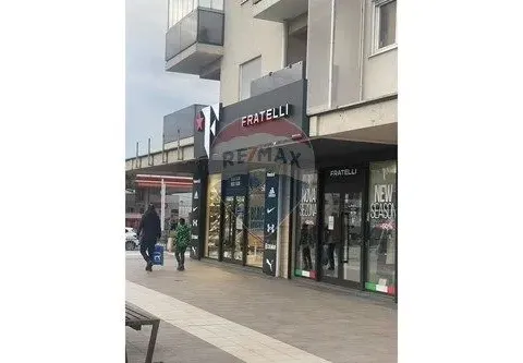 Rent, office space, City Kvart, Podgorica - image 2