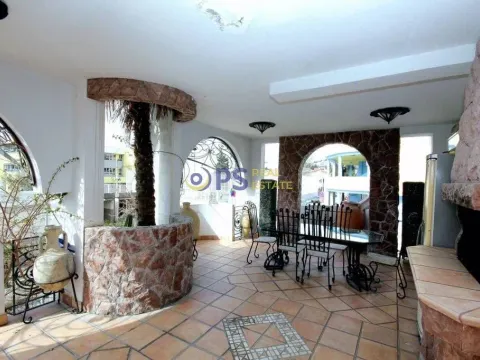 Prodaja, kuća, 323m², Bar, Crna Gora - image 14