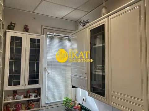 Sale, three bedroom apartment, 76m², Vračar Sve Podlokacije, Beograd - image 12