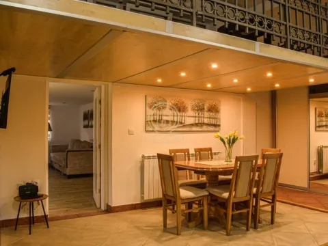 Izdavanje, dvosoban stan, 78m², Južni Bulevar, Vračar Sve Podlokacije - image 10