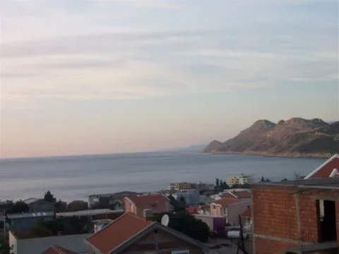 Prodaja, stan, 200m², Dobra Voda, Bar - image 2