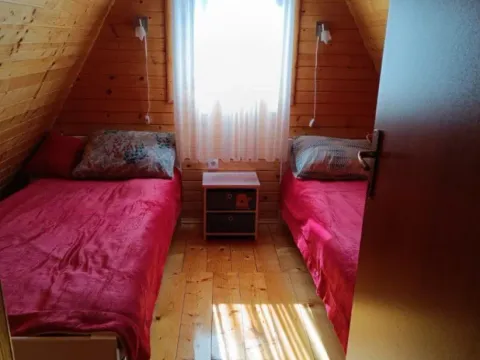 Izdavanje, kuća, 65m², Borje, Žabljak - image 11