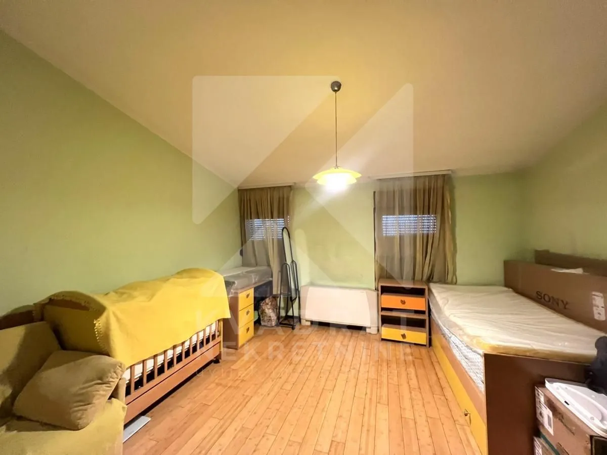 Prodaja, petosoban stan, 193m², Preko Morače, Podgorica