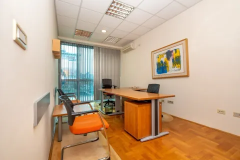 Rent, office space, 78m², Preko Morače, Podgorica - image 7