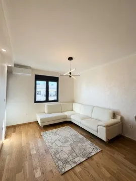 Izdavanje, dvosoban stan, 69m², City Kvart, Podgorica - image 3