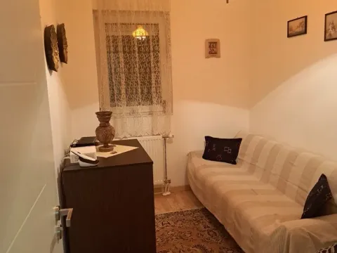 Rent, three bedroom apartment, 59m², Medijana, Niš - image 20