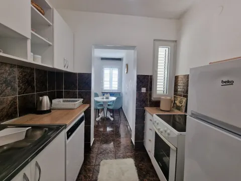 Sale, two bedroom apartment, 56m², Bečići, Budva - image 25
