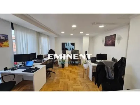 Poslovni prostor in Stari Grad