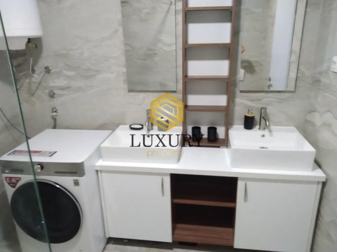 Izdavanje, trosoban stan, 145m², City Kvart, Podgorica