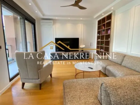 Izdavanje, dvosoban stan, 100m², Kod Capital Plaze, Podgorica - image 3