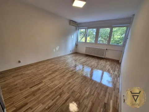 Izdavanje, dvosoban stan, 45m², Stari Merkator, Novi Beograd Sve Podlokacije - image 5