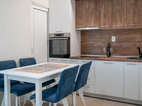 Rent, two bedroom apartment, 58m², Centar, Bar - image 12