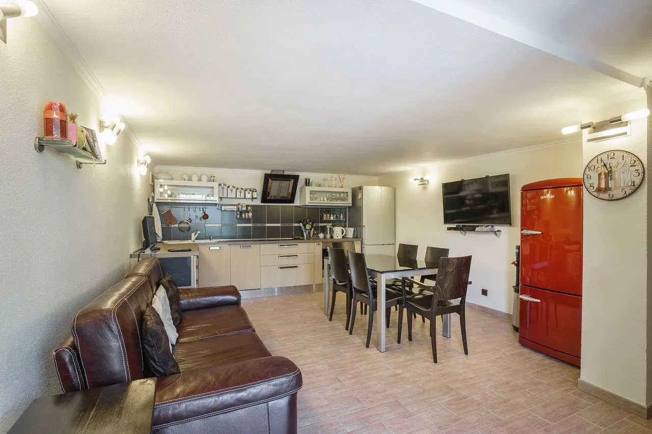 Sale, house, 300m², Stoliv, Kotor