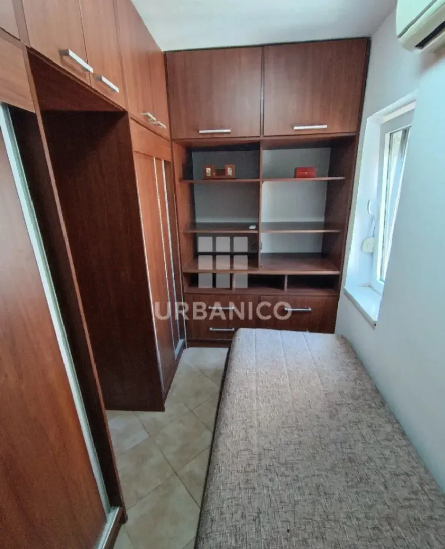 Izdavanje, dvosoban stan, 54m², Centar, Podgorica