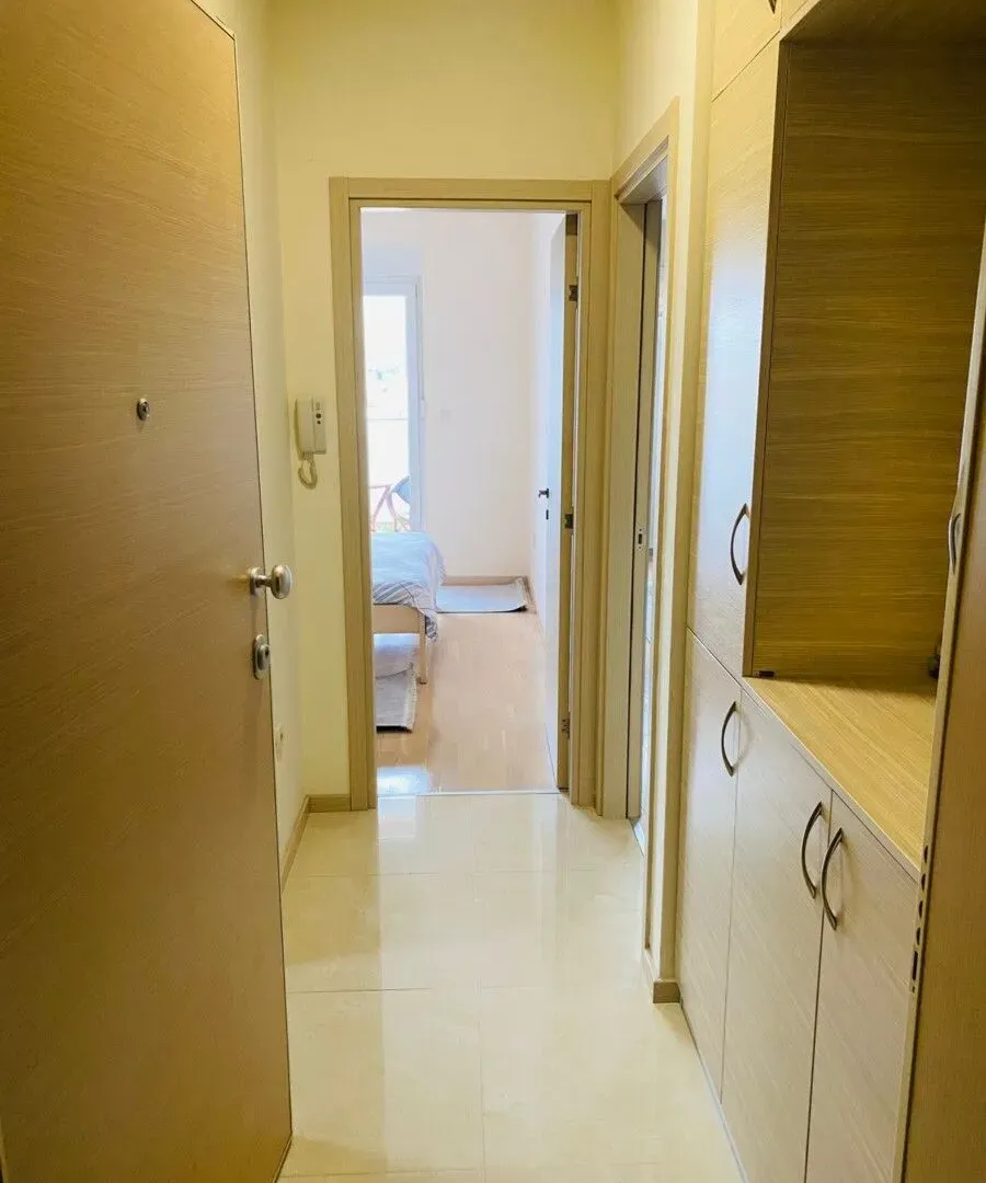 Izdavanje, jednosoban stan, 47m², City Kvart, Podgorica