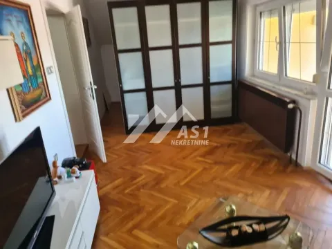 Izdavanje, kuća, 220m², Sremski Karlovci, Novi Sad - image 3