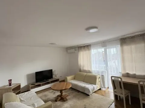 Rent, three bedroom apartment, 100m², Jajinci, Voždovac Sve Podlokacije