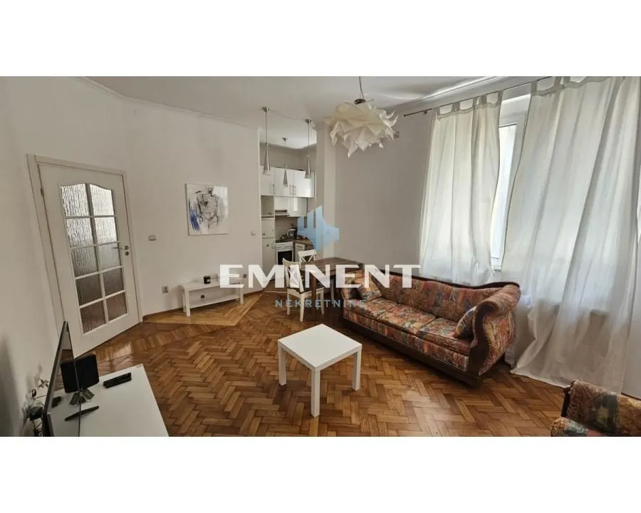 Rent, apartment, 43m², Stari Grad, Beograd