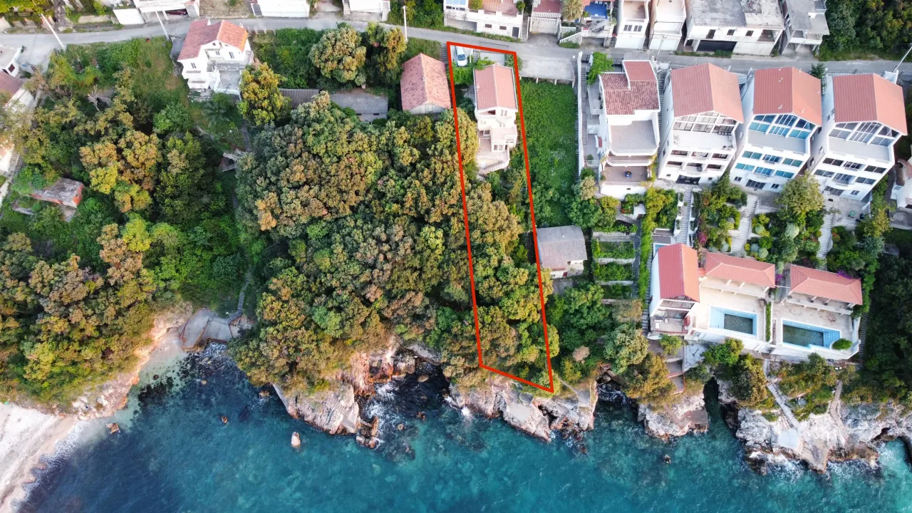 Prodaja, kuća, 155m², Utjeha, Bar