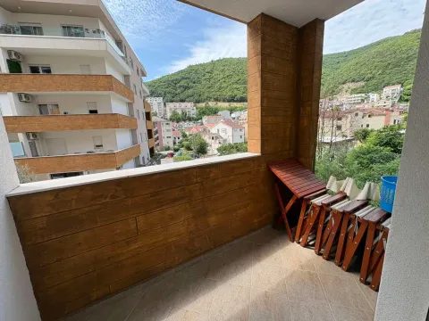 Rent, apartment, 37m², Babin Do, Budva - image 9