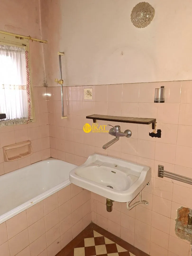 Sale, house, 145m², Zvezdara Sve Podlokacije, Beograd