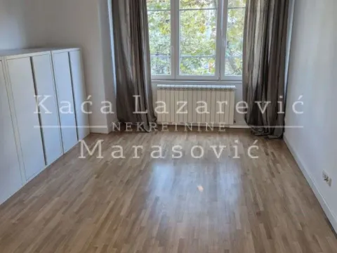 Rent, four bedroom apartment, 98m², Skadarlija, Beograd - image 4