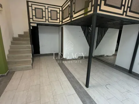 Izdavanje, poslovni prostor, 42m², Đeram Pijaca, Beograd - image 3