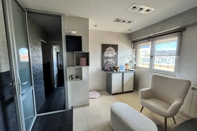 Izdavanje, stan, 85m², Palilula Sve Podlokacije, Beograd