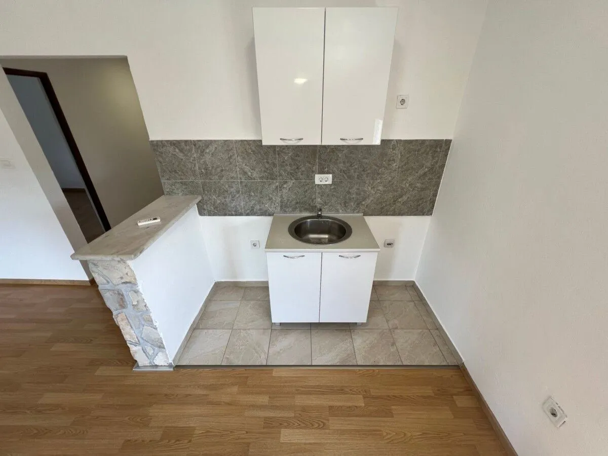 Rent, one bedroom apartment, 60m², Tološi, Podgorica