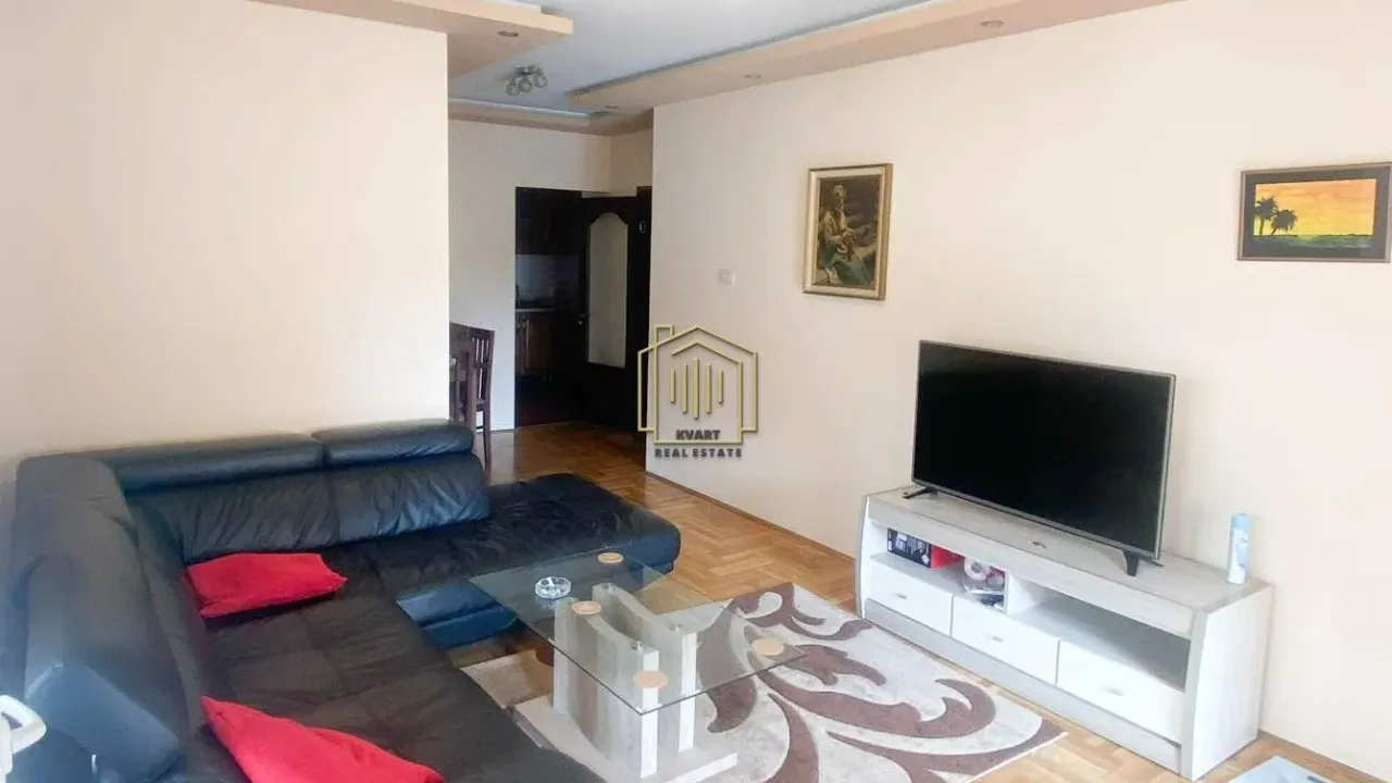 Izdavanje, dvosoban stan, 63m², Podgorica, Crna Gora
