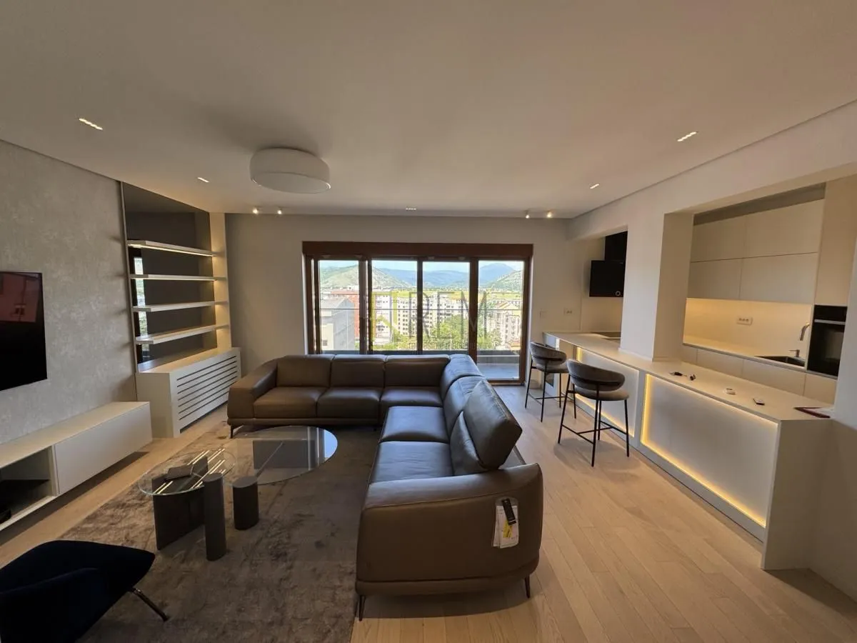 Prodaja, četvorosoban stan, 136m², Master Kvart, Podgorica