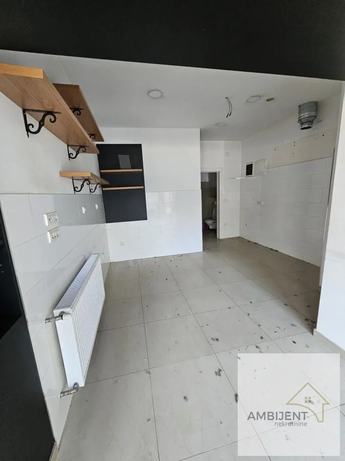 Sale, office space, 37m², Obrenovac, Beograd