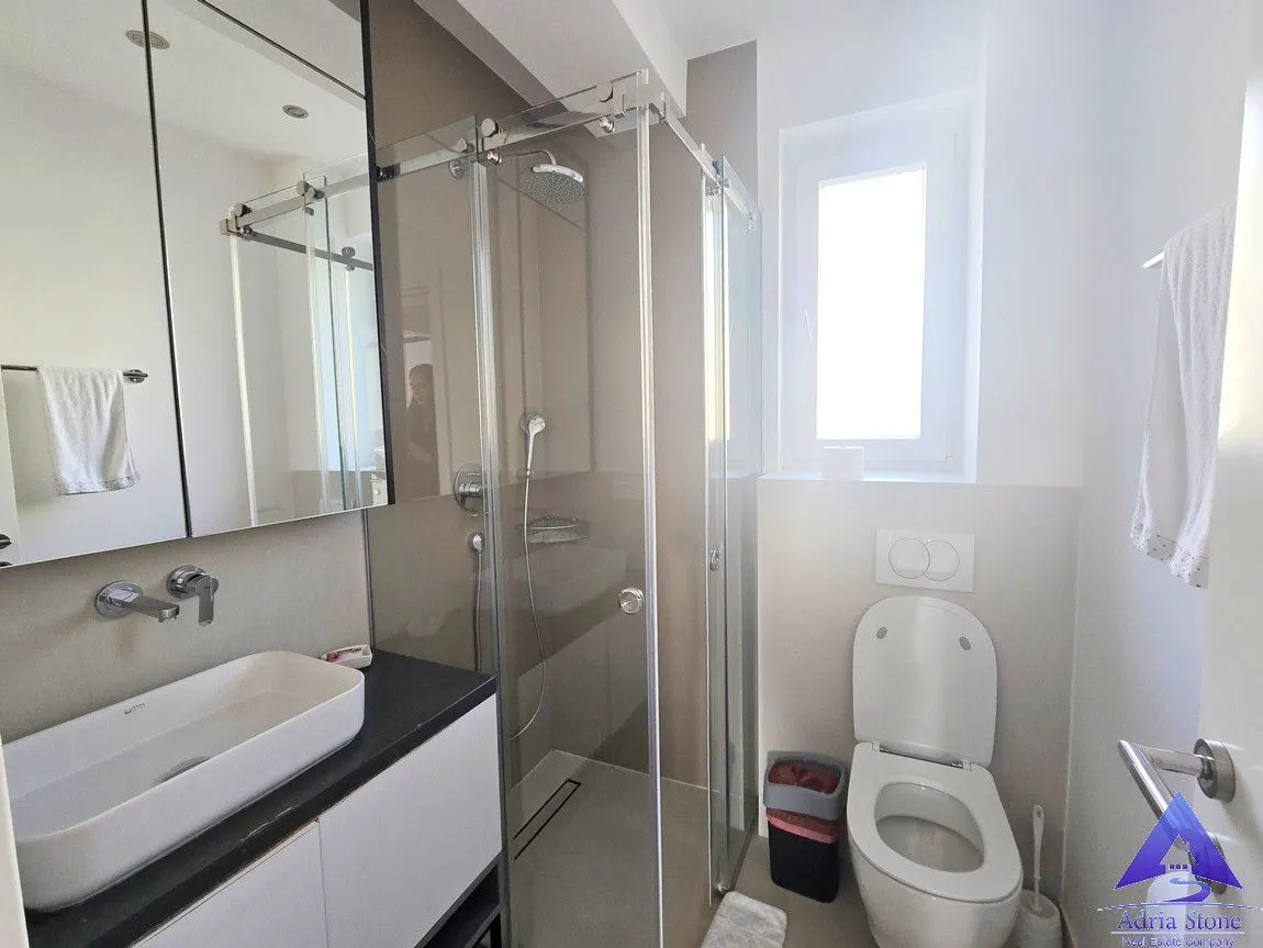 Prodaja, dvosoban stan, 63m², Bečići, Budva
