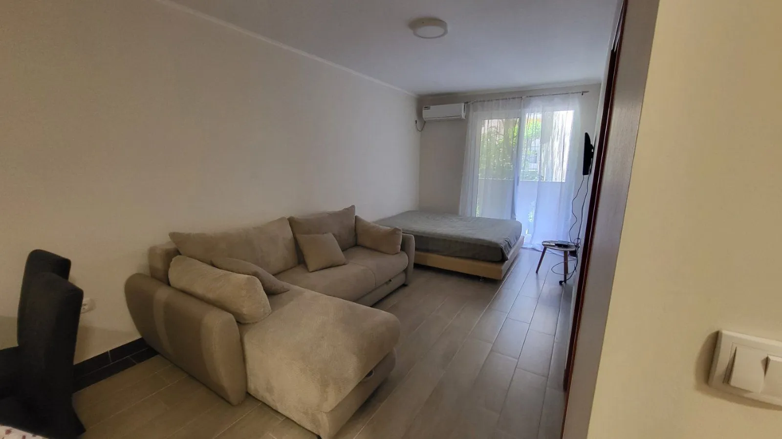 Rent, studio apartment, 48m², Bečići, Budva