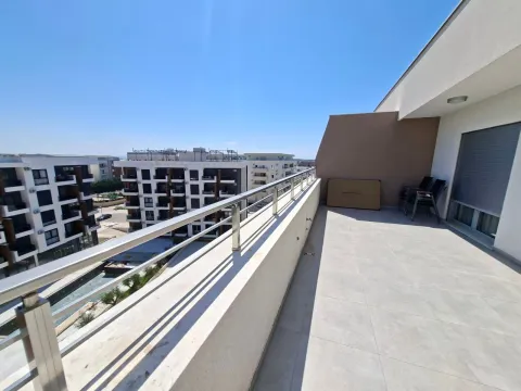 Rent, two bedroom apartment, 120m², Donji Štoj, Ulcinj - image 4