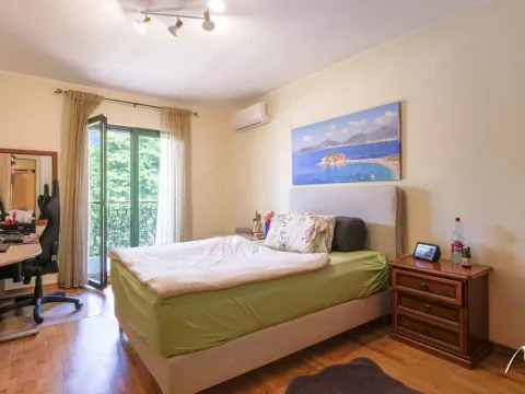 Prodaja, kuća, 174m², Kotor, Crna Gora - image 17