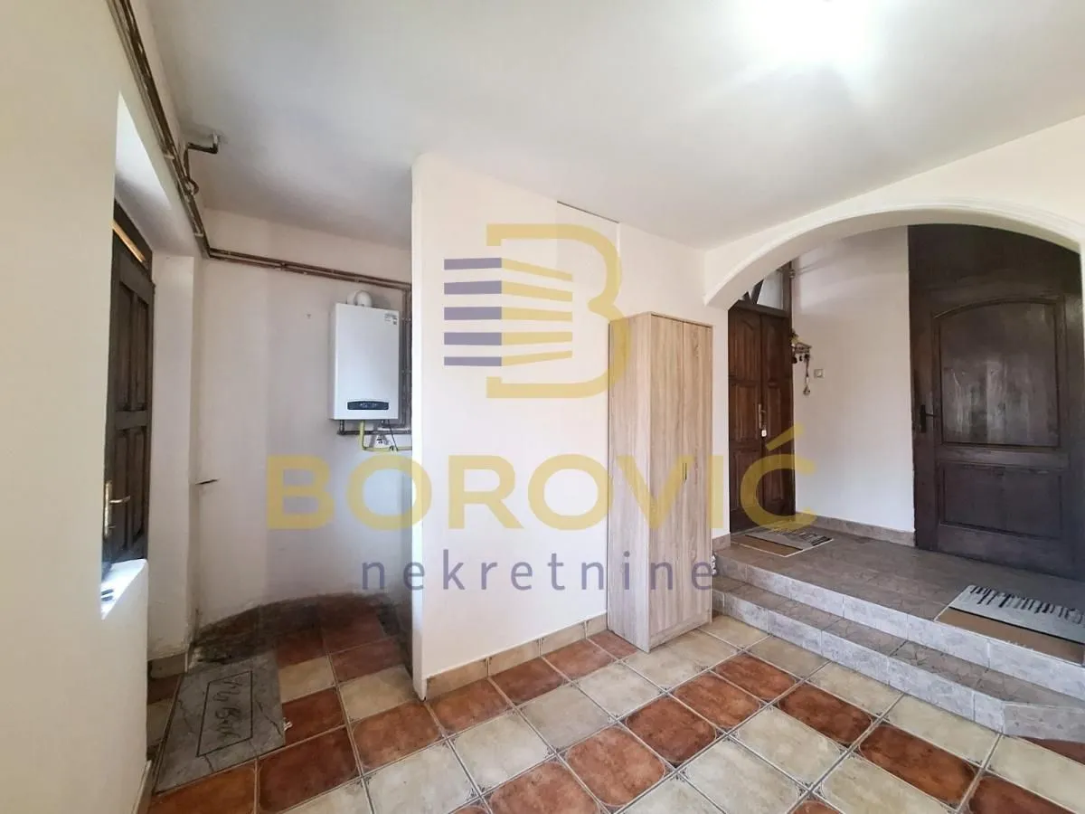 Prodaja, kuća, 250m², Misa, Pančevo