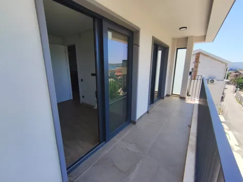 Prodaja, jednosoban stan, 46m², Mažina, Tivat - image 9