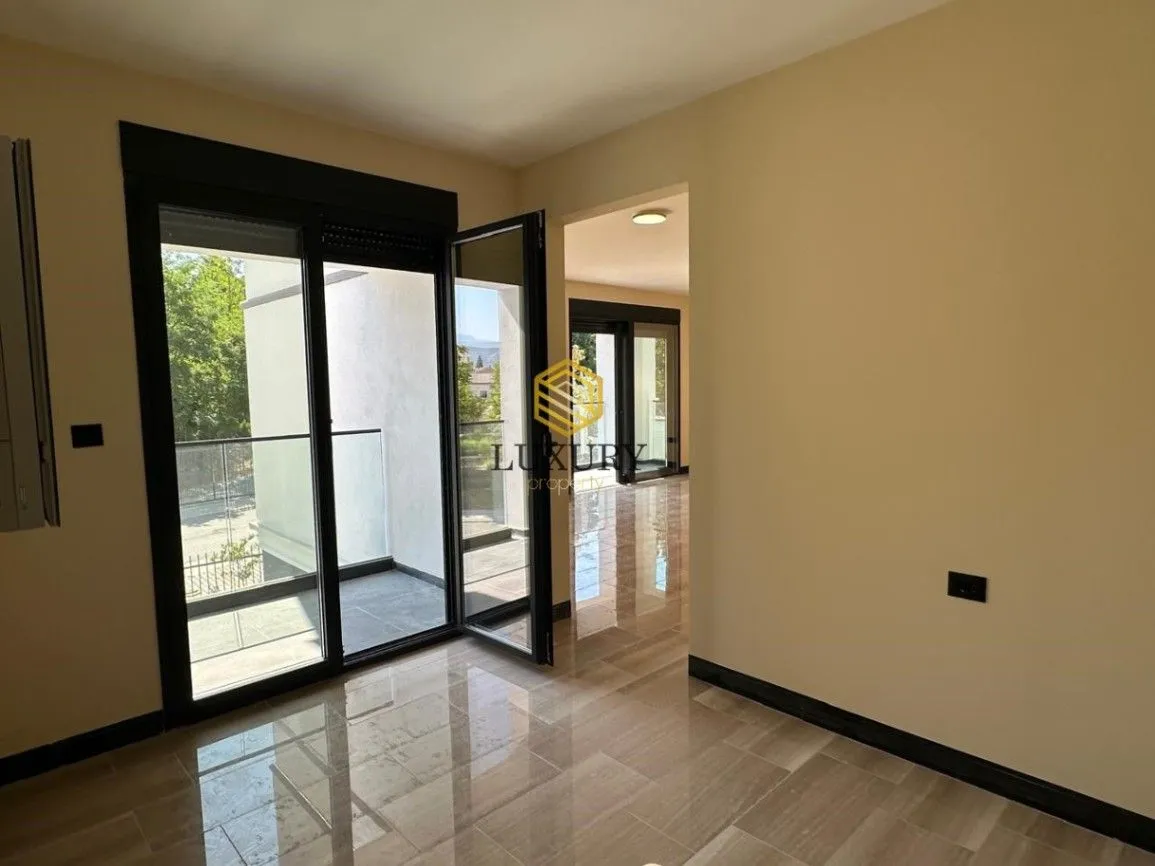 Prodaja, trosoban stan, 110m², Zagorič, Podgorica