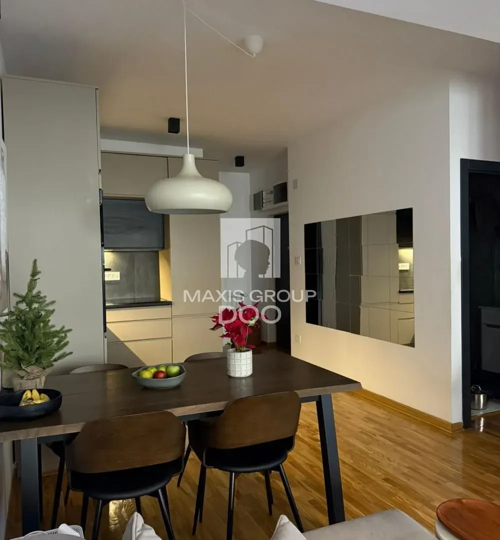 Prodaja, dvosoban stan, 57m², Južni Bulevar, Vračar Sve Podlokacije