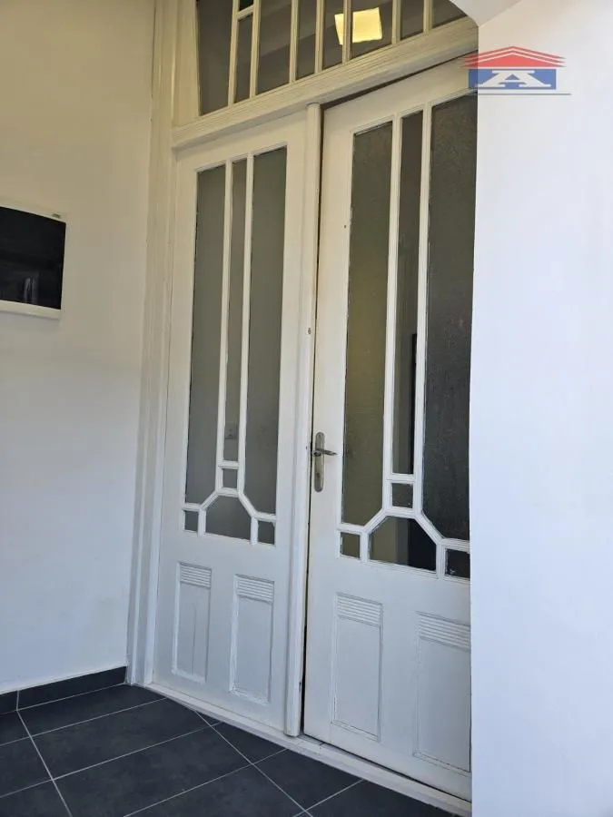 Prodaja, kuća, 49m², Centar, Sombor