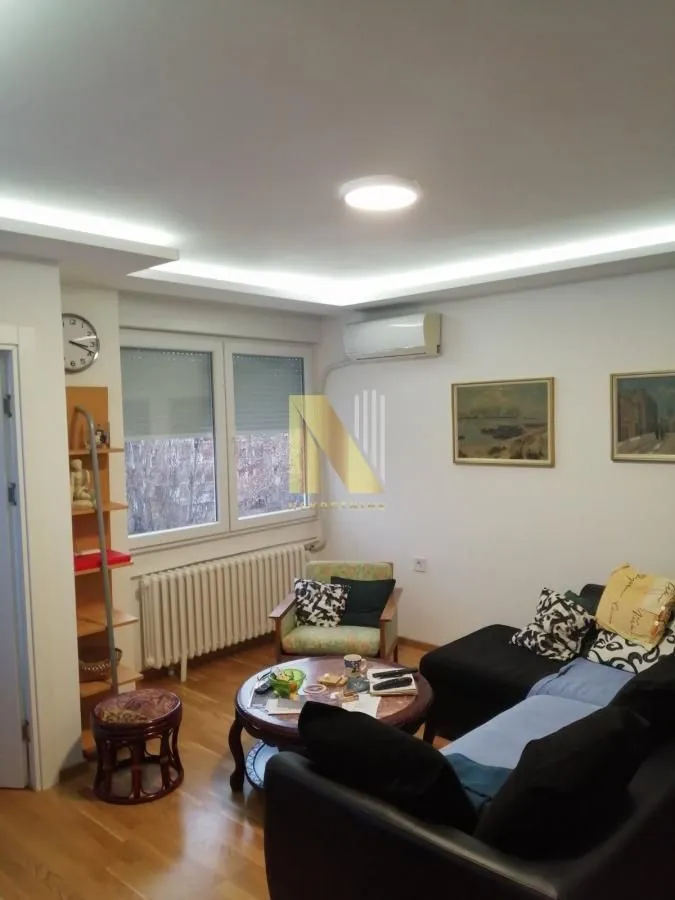 Izdavanje, dvosoban stan, 70m², Novi Sad, Srbija