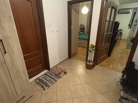 Sale, one bedroom apartment, 51m², Stari Aerodrom, Podgorica - image 4